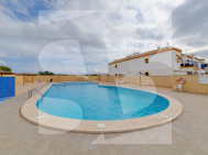 Bungalow · Odsprzedaż TORREVIEJA · 