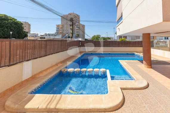 PENTHOUSE - Odsprzedaż - TORREVIEJA - 