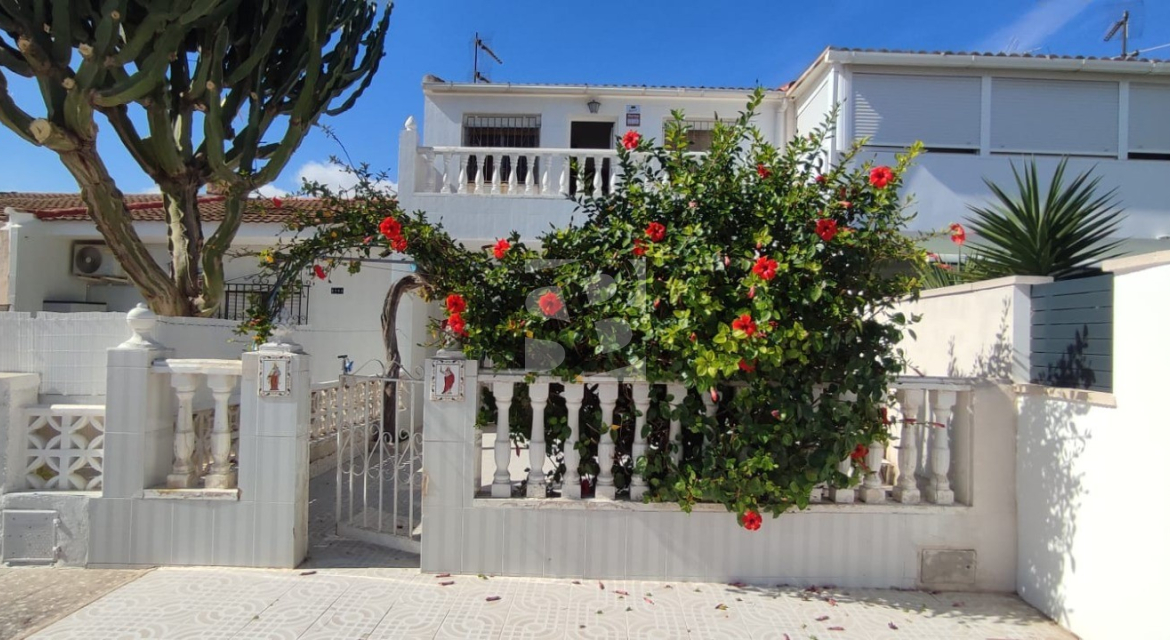 Townhouse · Resale TORREVIEJA · La Siesta - San Luis