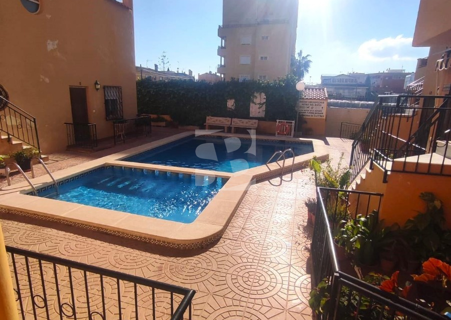 Apartamento · Segunda Mano TORREVIEJA · Nueva Torrevieja