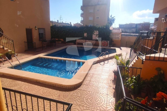 Apartamento - Segunda Mano - TORREVIEJA - Nueva Torrevieja