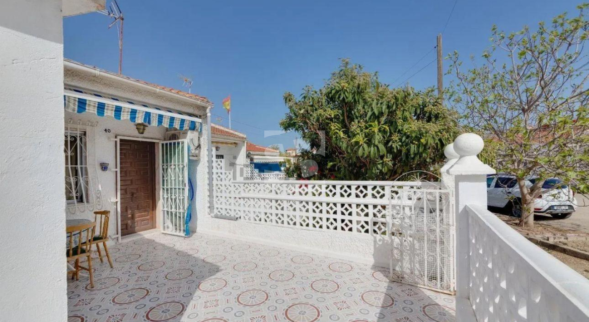 Смежный дом · Продажа TORREVIEJA · Torretas