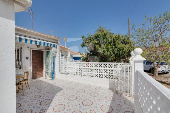 Смежный дом - Продажа - TORREVIEJA - Torretas