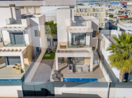 Вилла · Продажа TORREVIEJA · Зона Карефур