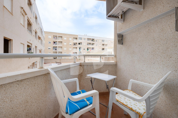 Апартамент - Продажа - TORREVIEJA - Centro