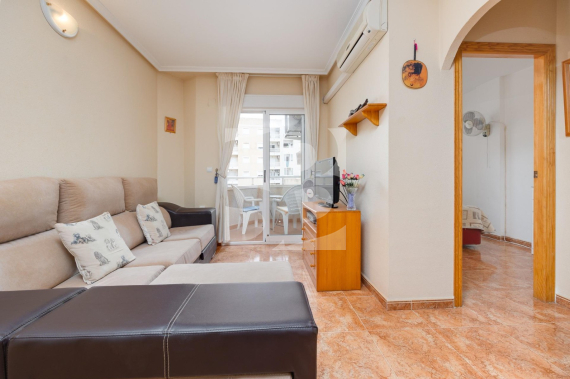 Апартамент - Продажа - TORREVIEJA - Centro