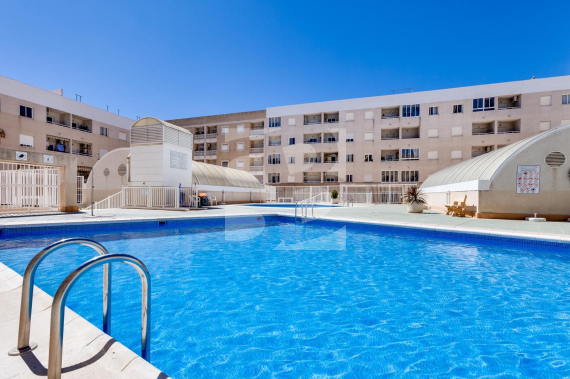 Apartamento - Segunda Mano - TORREVIEJA - Centro