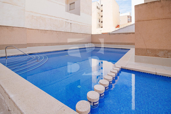 Apartment - Resale - TORREVIEJA - Center