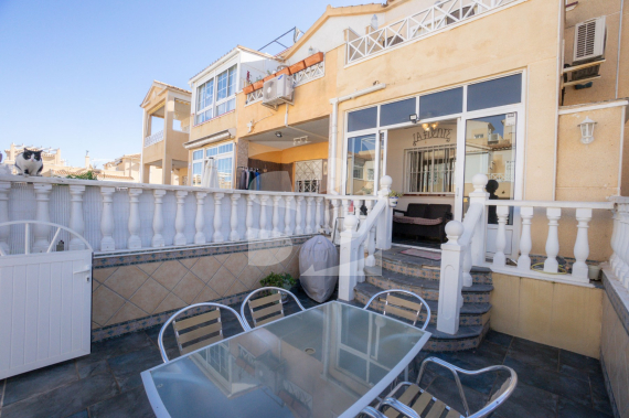 Row house - Resale - TORREVIEJA - Centro