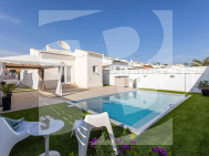Villa · La Revente TORREVIEJA · Zone Carrefour