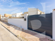 Villa · La Revente TORREVIEJA · Zone Carrefour
