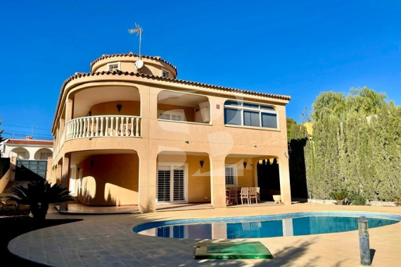 Chalet - Продажа - TORREVIEJA - Los Balcones
