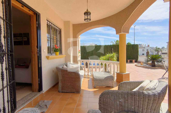 Villa - Segunda Mano - LOS MONTESINOS - La Herrada