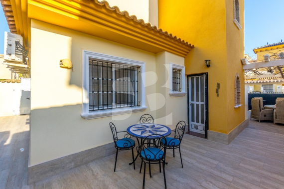Villa - Segunda Mano - ORIHUELA COSTA - Los Altos