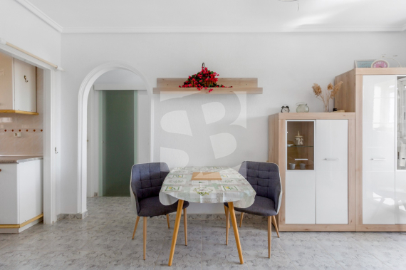 Bungalow - Segunda Mano - TORREVIEJA - La Mata