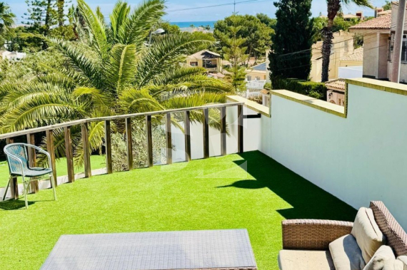 Villa - Resale - TORREVIEJA - Los Balcones