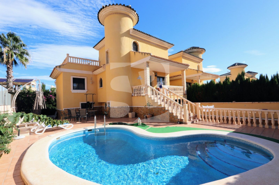 Villa - La Revente - ORIHUELA - Villamartin