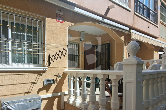 Апартамент - Продажа - TORREVIEJA - La Mata