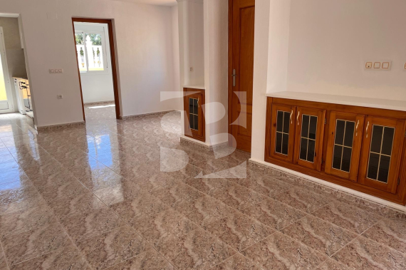 DOM RZĘDOWY - Odsprzedaż - TORREVIEJA - 