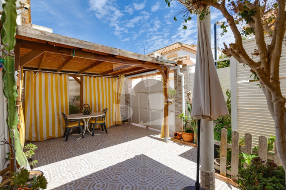 Apartment - Odsprzedaż - TORREVIEJA - Centro
