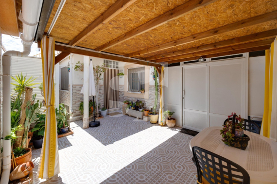 Apartment - Odsprzedaż - TORREVIEJA - Centro