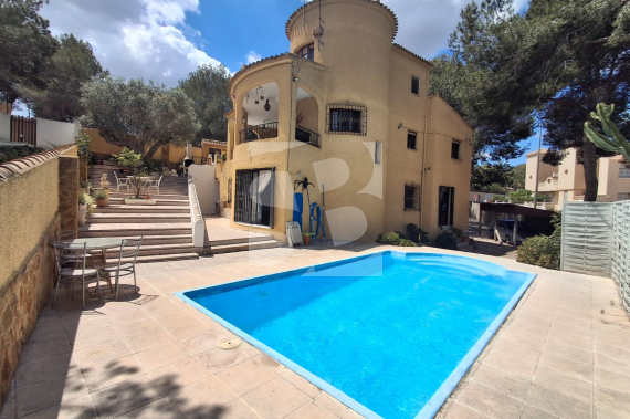 Villa - Resale - ORIHUELA COSTA - Villamartin