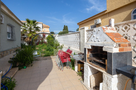 Villa - Segunda Mano - TORREVIEJA - Chaparral