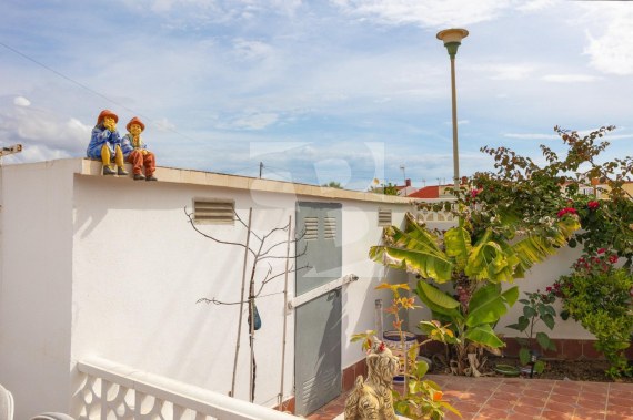 Bungalow - Segunda Mano - TORREVIEJA - Zona Carrefour
