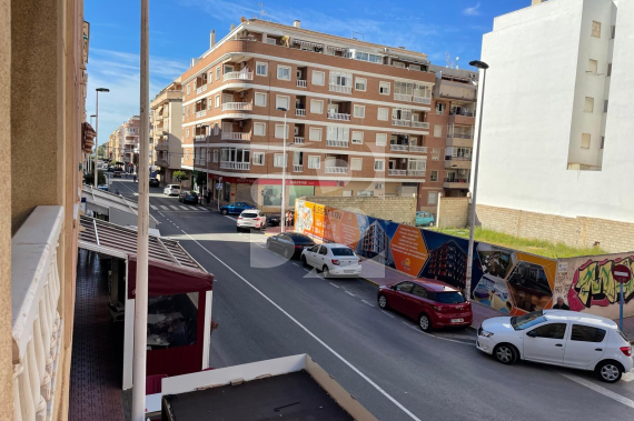 Apartamento - Segunda Mano - TORREVIEJA - Centro