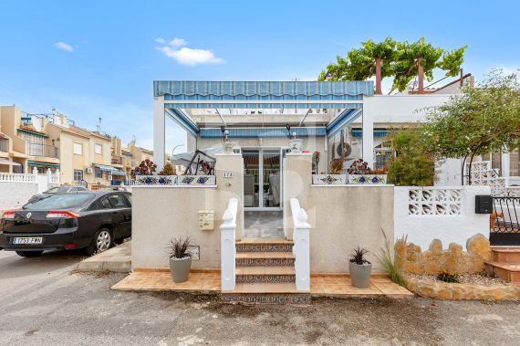 Row house - Resale - TORREVIEJA - La Siesta - San Luis