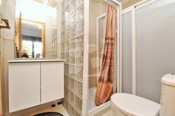 Apartment - Resale - TORREVIEJA - Centro