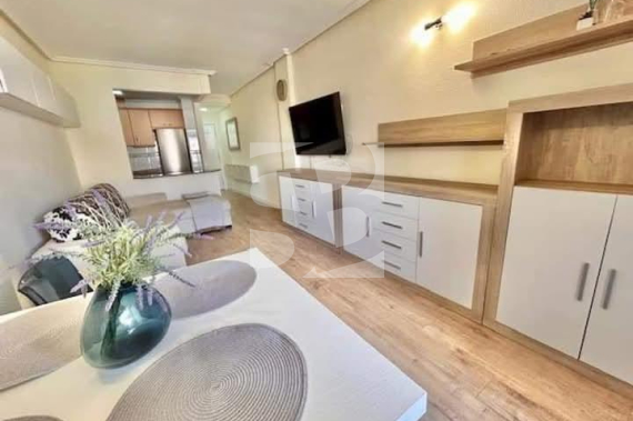 Apartamento - Segunda Mano - TORREVIEJA - Centro