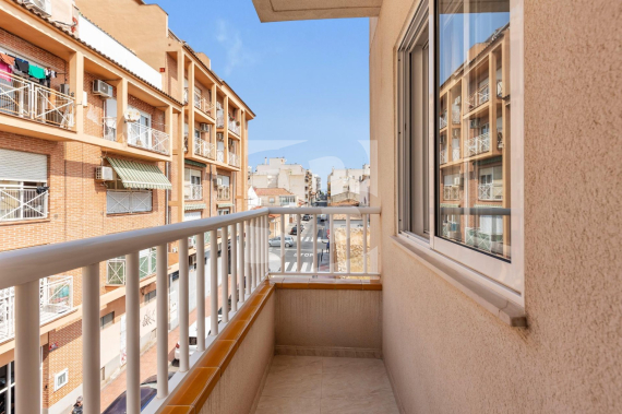 Apartamento - Segunda Mano - TORREVIEJA - Centro