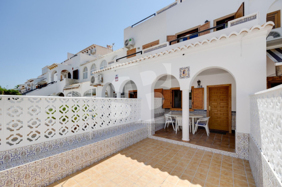 Bungalow - Segunda Mano - TORREVIEJA - La Mata