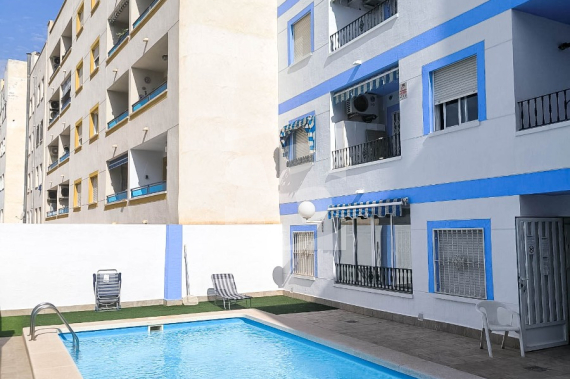 Апартамент - Продажа - TORREVIEJA - Centro