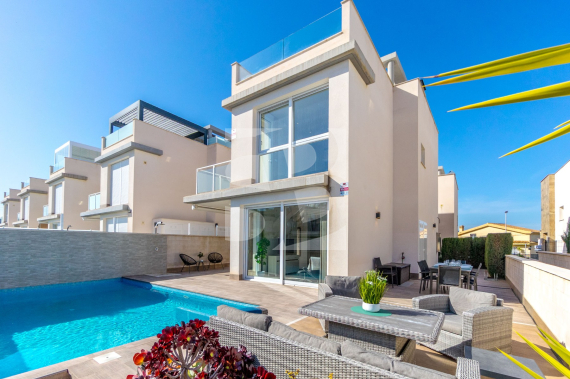 Villa - La Revente - TORREVIEJA - Zona Carrefour
