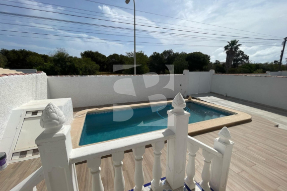 Villa - La Revente - TORREVIEJA - San Luis