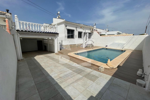 Villa - La Revente - TORREVIEJA - San Luis