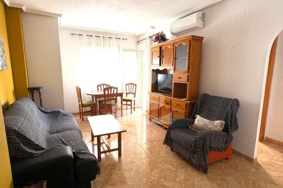 Апартамент - Продажа - TORREVIEJA - Centro