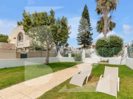 Bungalow · Segunda Mano TORREVIEJA · Zona Carrefour