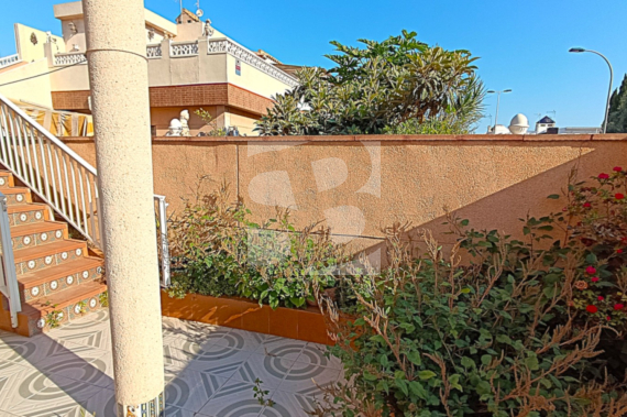 Adosado - Segunda Mano - TORREVIEJA - Zona Carrefour