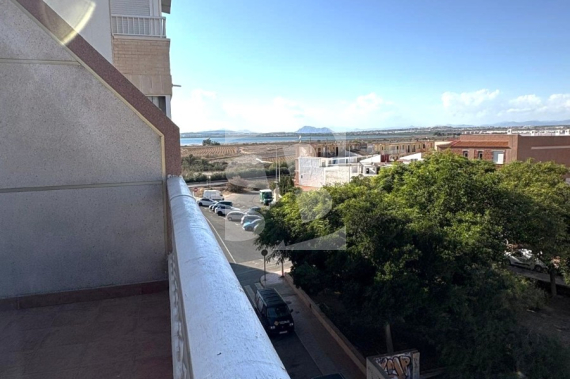 Апартамент - Продажа - TORREVIEJA - La Mata