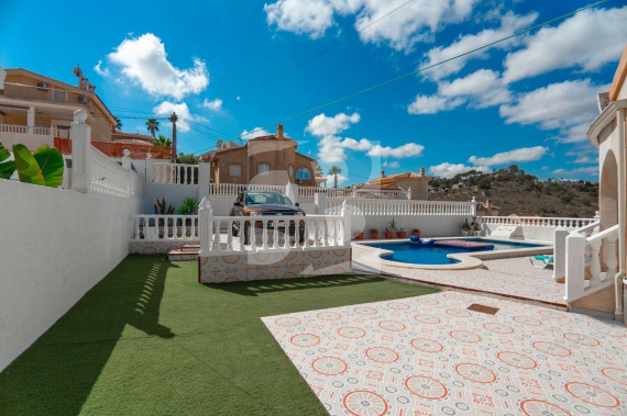 Chalet - Продажа - CIUDAD QUESADA - C. Quesada