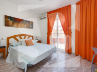 Row house · Resale ORIHUELA COSTA · La Zenia