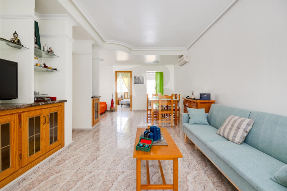 DOM RZĘDOWY - Odsprzedaż - ORIHUELA COSTA - 