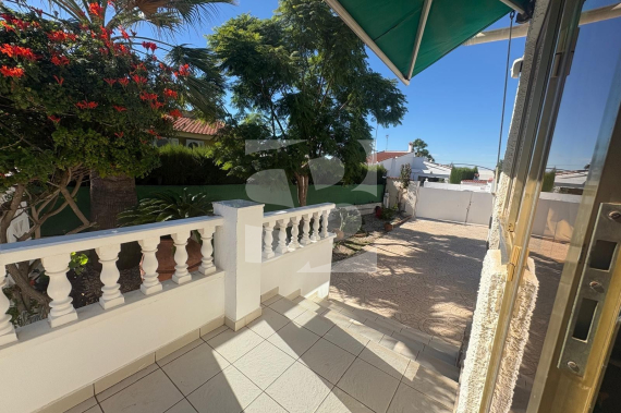 WILLA - Odsprzedaż - CIUDAD QUESADA - 