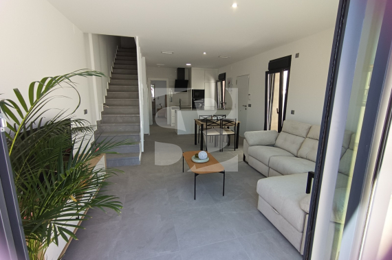 DOM RZĘDOWY - Nowo zbudowane - DAYA NUEVA - Centro