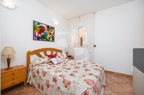 Апартамент - Продажа - TORREVIEJA -  Центр