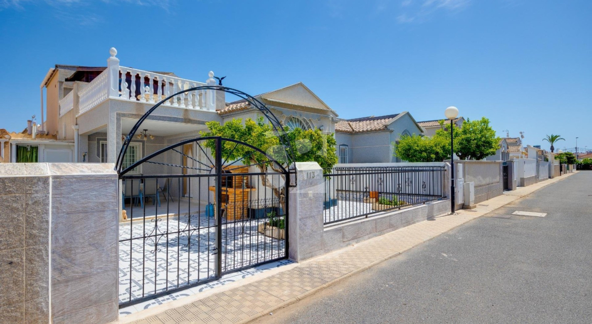 Dúplex · Segunda Mano TORREVIEJA · Zona Carrefour