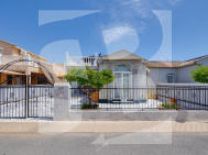 Dúplex · Segunda Mano TORREVIEJA · Zona Carrefour